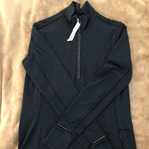 Lululemon 1/2 zip, new without tags, size 6